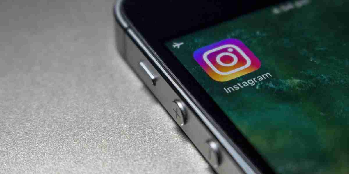 Navigating the Social Media Landscape: Finding the Best SMM Panel for Instagram Followers
