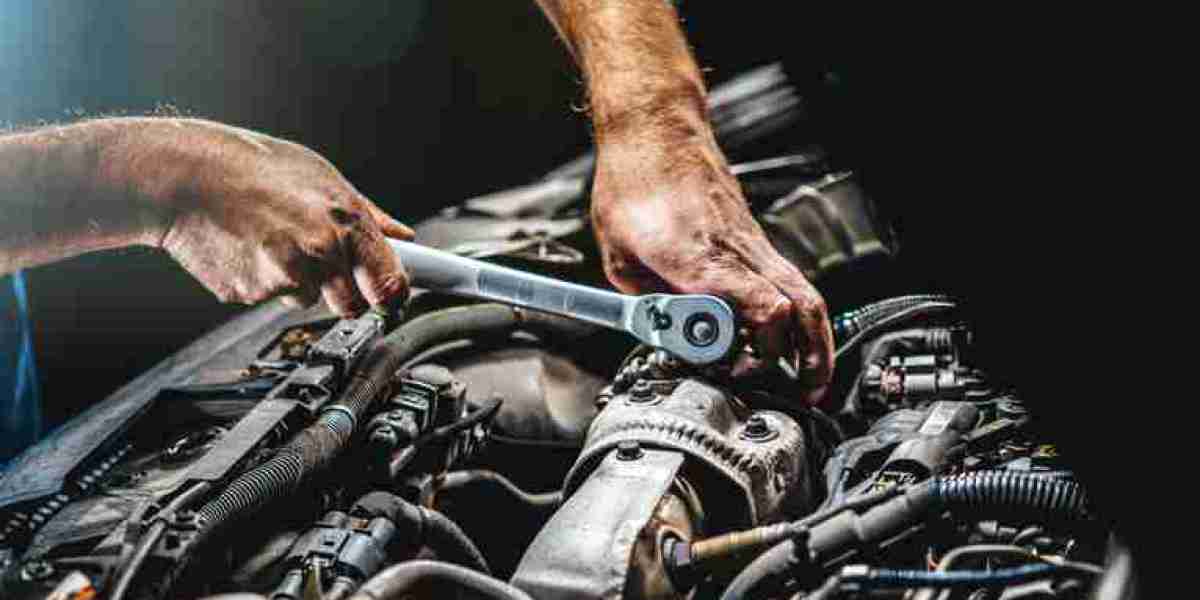 Trusted Oil Change Services for All Car Brands in UAE | AutobahnAuto - Your Reliable Partner